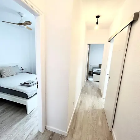 Beautiful, 2 Double Bedrooms In Cristianos, 3 Mins From The Apartmán Arona (Tenerife)