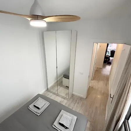 Beautiful, 2 Double Bedrooms In Cristianos, 3 Mins From The Apartmán