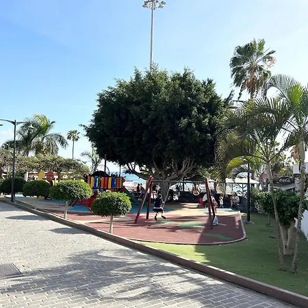 Apartmán Beautiful, 2 Double Bedrooms In Cristianos, 3 Mins From The